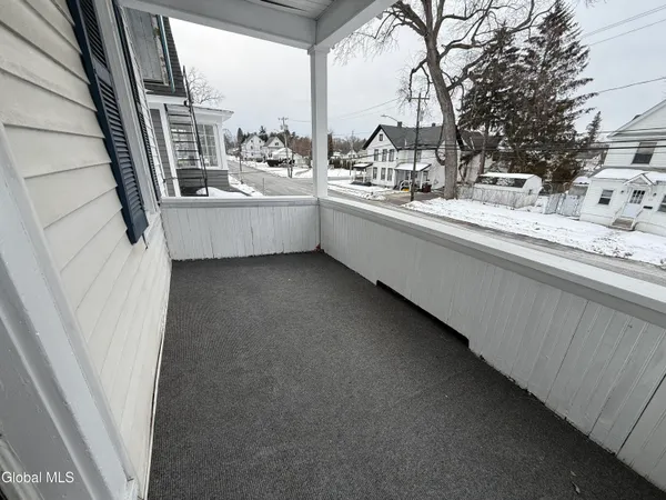 $1,000 | 172 Kingsboro Avenue, Gloversville, NY 12078