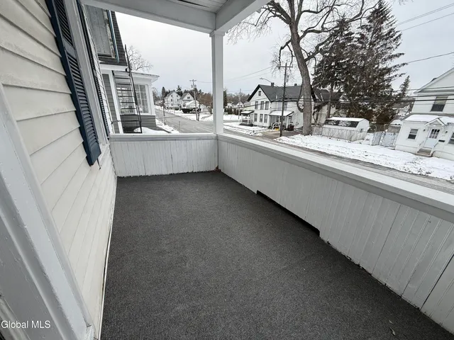 $1,000 | 172 Kingsboro Avenue, Gloversville, NY 12078