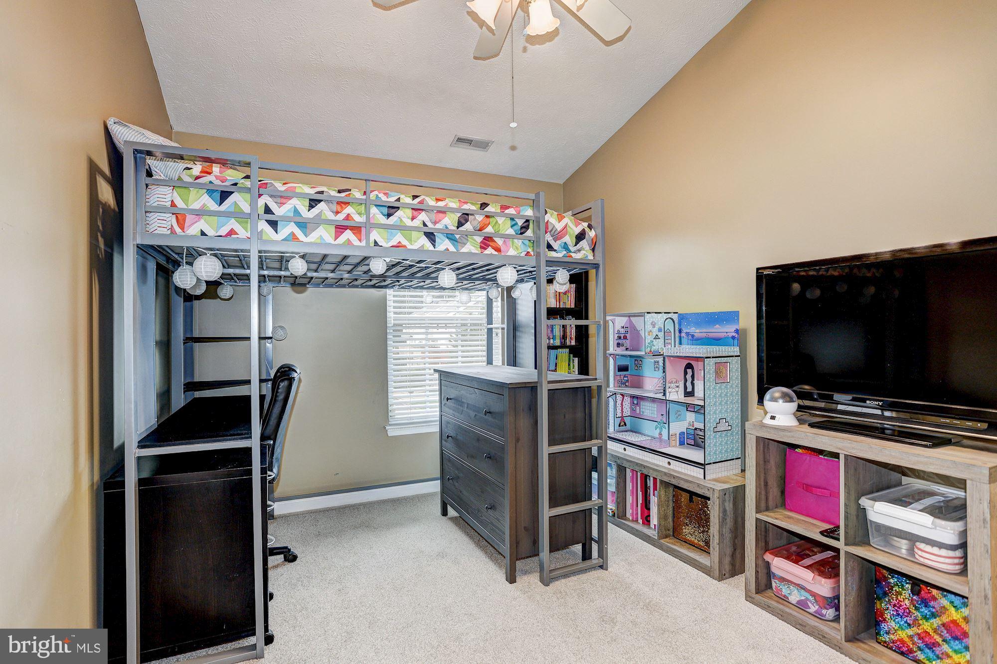 5057 Leasdale Road Baltimore, MD 21237 - Photo 32 of 42 Bedroom
