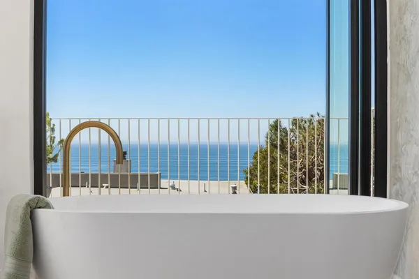 $9,950,000 | 1506 Summit Avenue, Cardiff-by-the-Sea, CA 92007