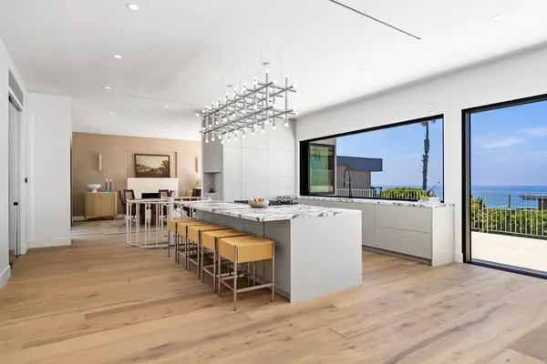 $9,950,000 | 1506 Summit Avenue, Cardiff-by-the-Sea, CA 92007