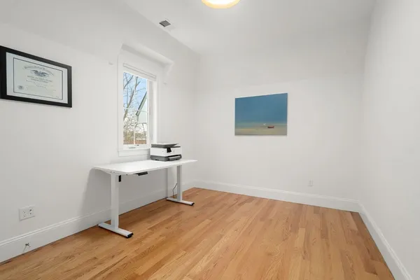 $4,200 | 68 Chestnut Street, Unit 6, Newton, MA 02465