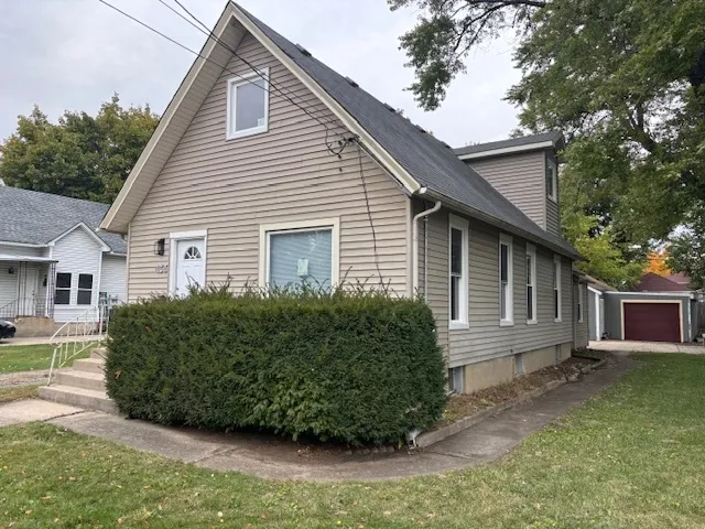 $324,900 | 456 Franklin Boulevard, Elgin, IL 60120