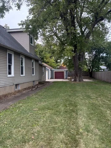 $324,900 | 456 Franklin Boulevard, Elgin, IL 60120