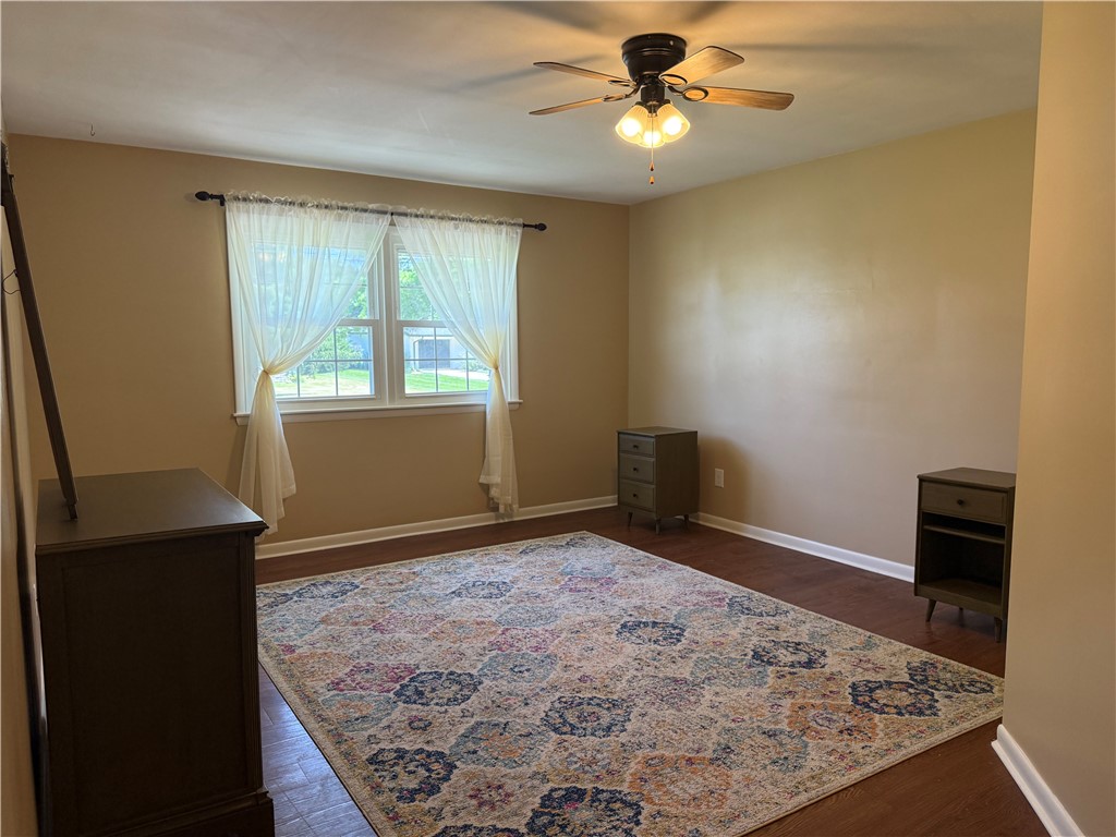21 Briar Hill Road Paris, IL 61944 - Photo 27 of 38