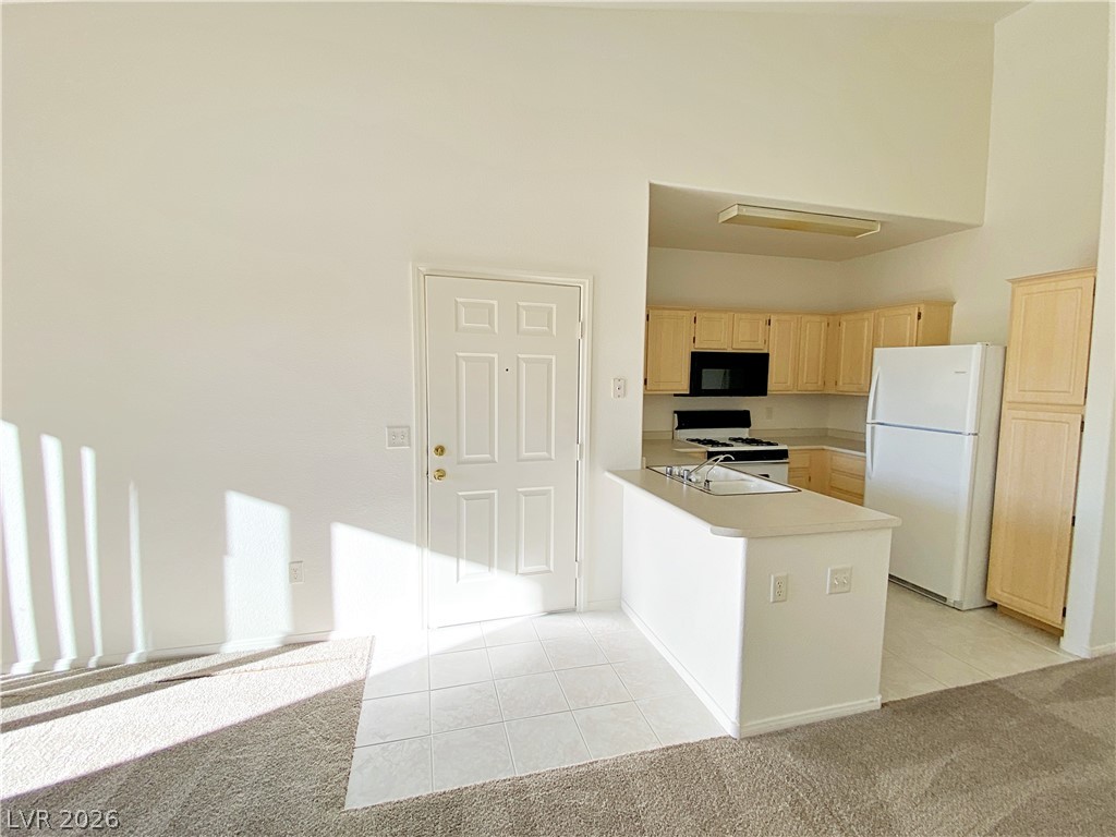 855 North Stephanie Street, Unit 2722 Henderson, NV 89014 - Photo 4 of 27
