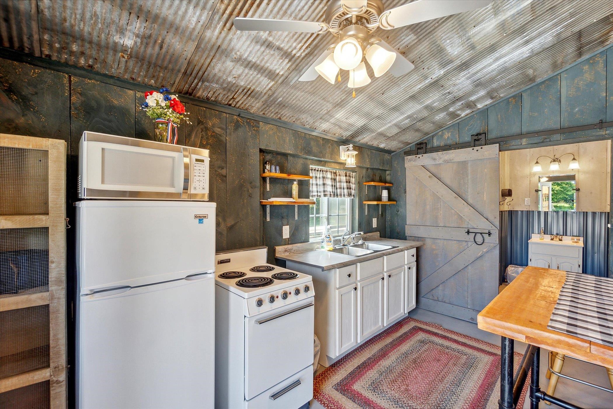 5703 Peet Road Chesaning, MI 48616 - Photo 54 of 73 50153586-0857f843-8040-4b0b-9143-d9cbc490d6f2.JPG