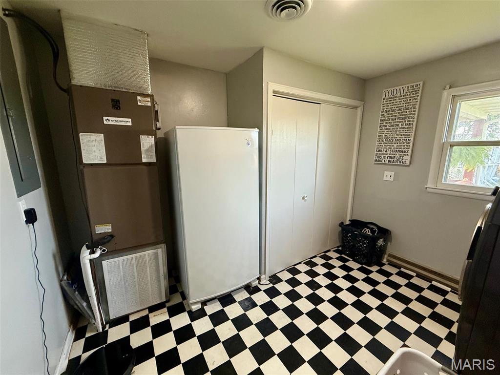 1507 Roberts Street Salem, MO 65560 - Photo 17 of 24