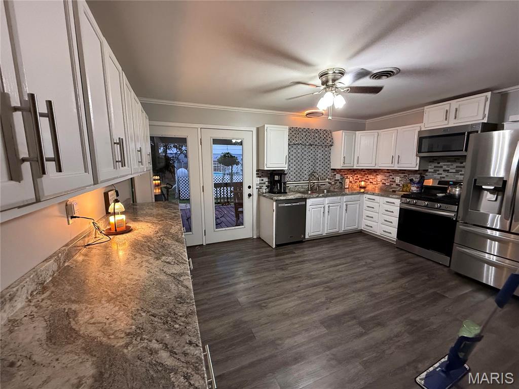 1507 Roberts Street Salem, MO 65560 - Photo 10 of 24