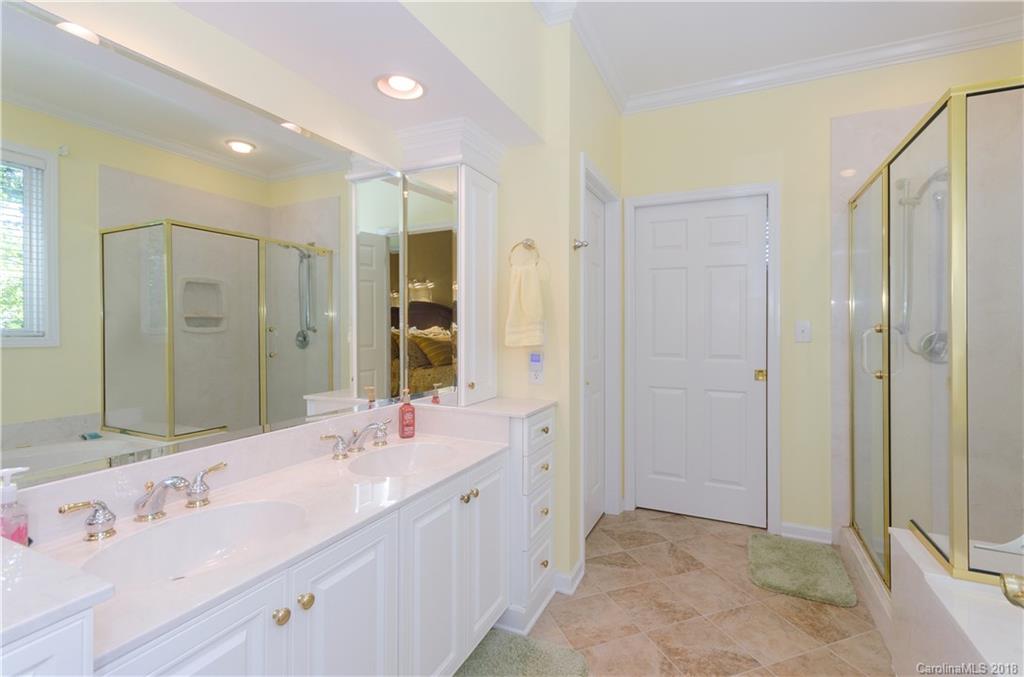 3117 Cove Loop Road, Unit 5 Hendersonville, NC 28739 - Photo 14 of 25 Gallery Image 14