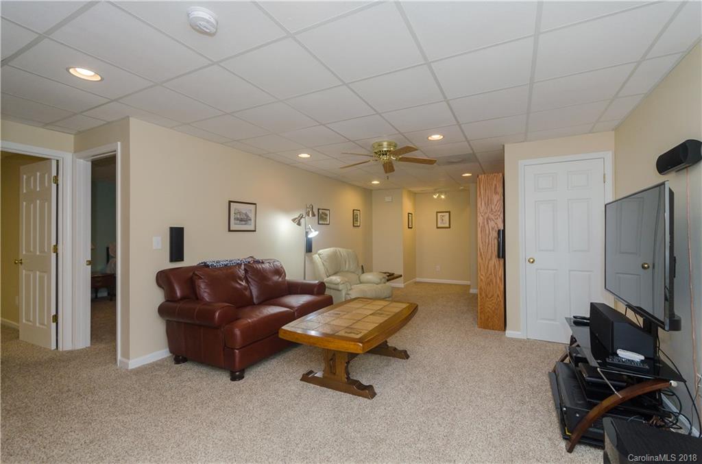 3117 Cove Loop Road, Unit 5 Hendersonville, NC 28739 - Photo 18 of 25 Gallery Image 18
