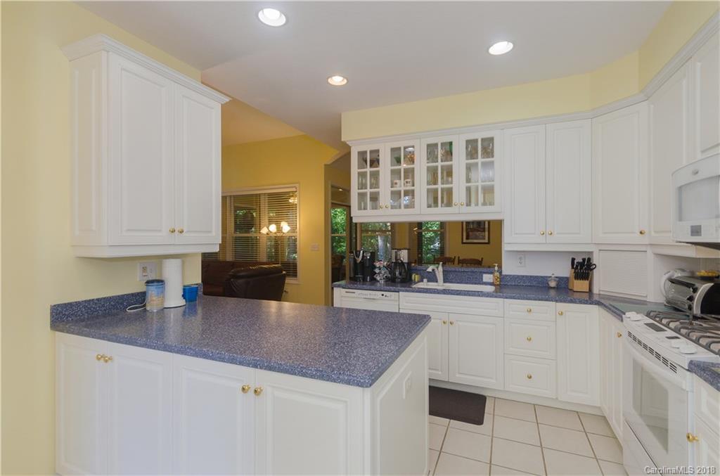 3117 Cove Loop Road, Unit 5 Hendersonville, NC 28739 - Photo 10 of 25 Gallery Image 10