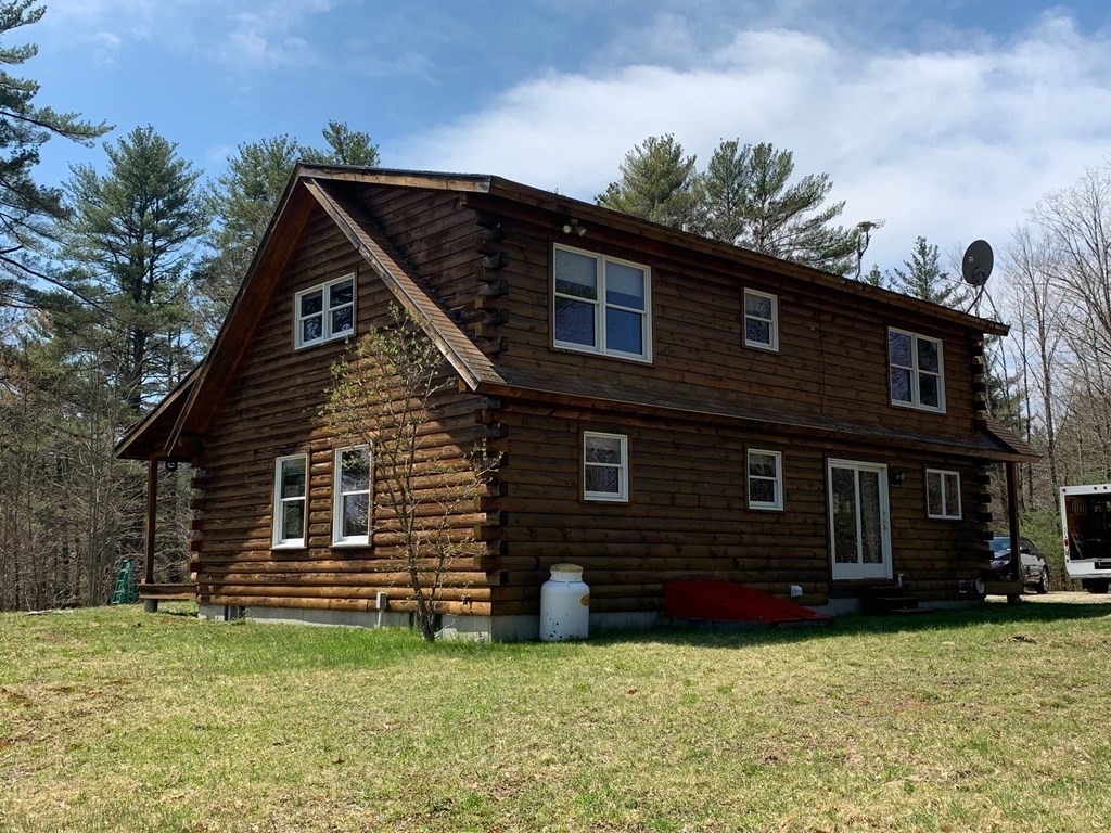 707 East Washington Road Hillsborough, NH 03244 - Photo 2 of 41 Gallery Image 2