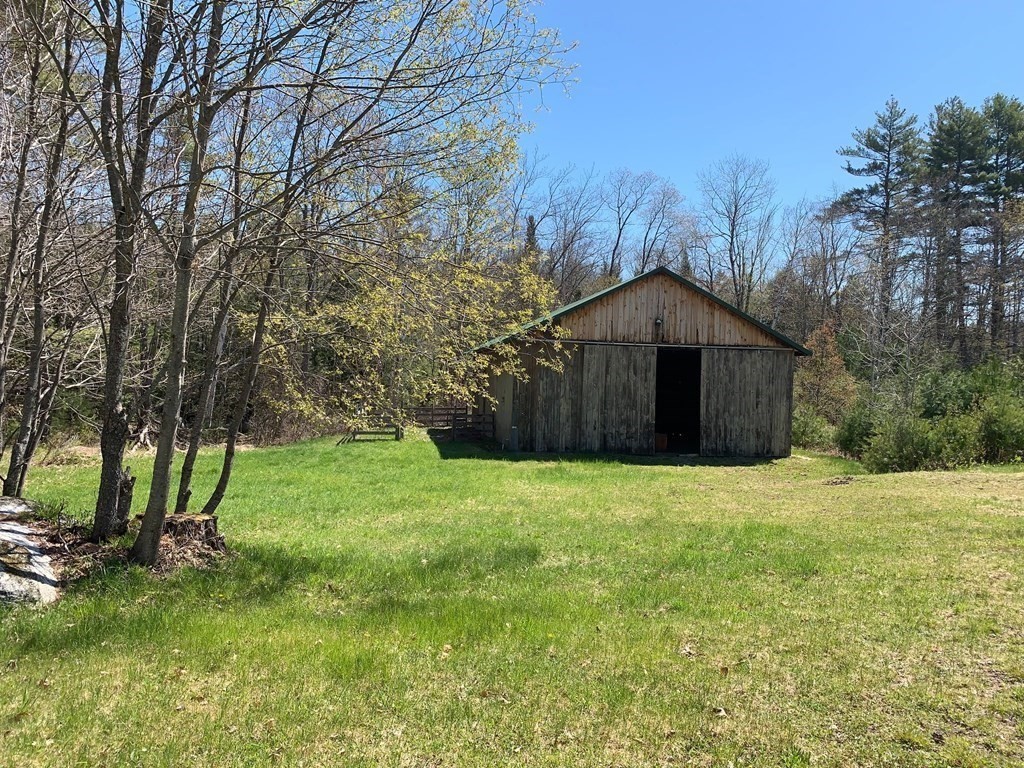 707 East Washington Road Hillsborough, NH 03244 - Photo 3 of 41 Gallery Image 3