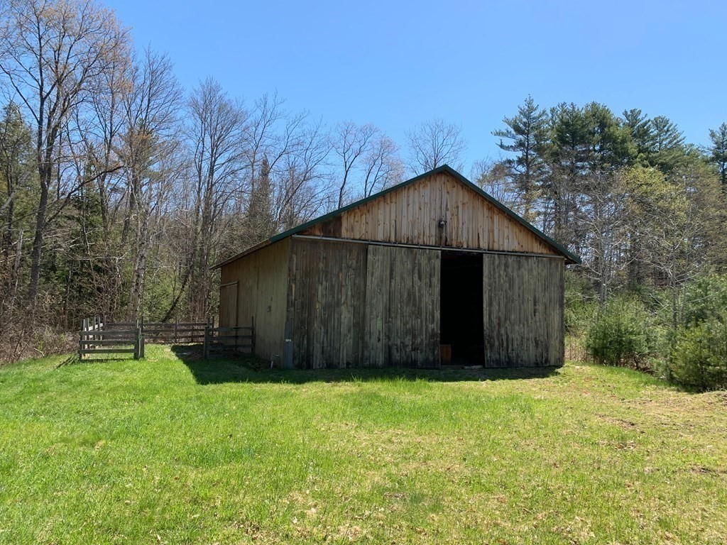 707 East Washington Road Hillsborough, NH 03244 - Photo 36 of 41 Gallery Image 36