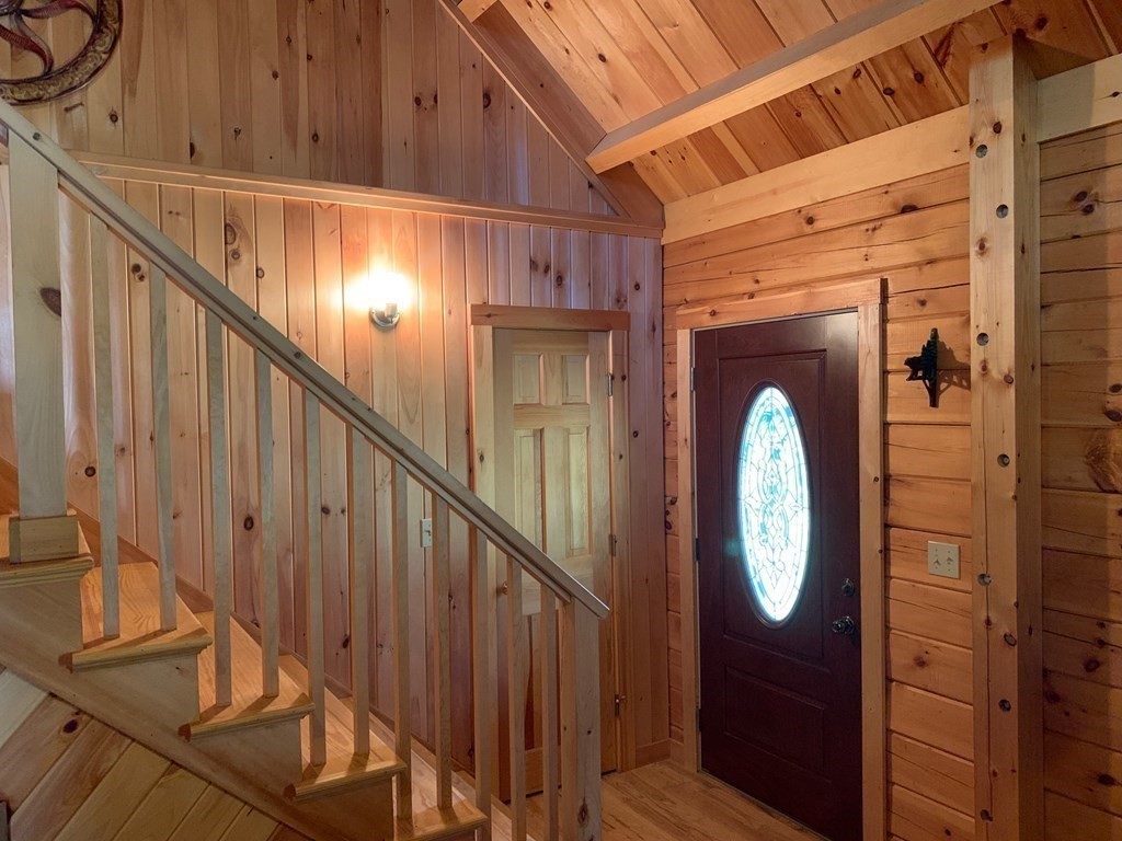 707 East Washington Road Hillsborough, NH 03244 - Photo 5 of 41 Gallery Image 5
