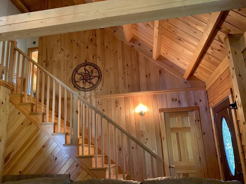 707 East Washington Road Hillsborough, NH 03244 - Photo 6 of 41 Gallery Image 6