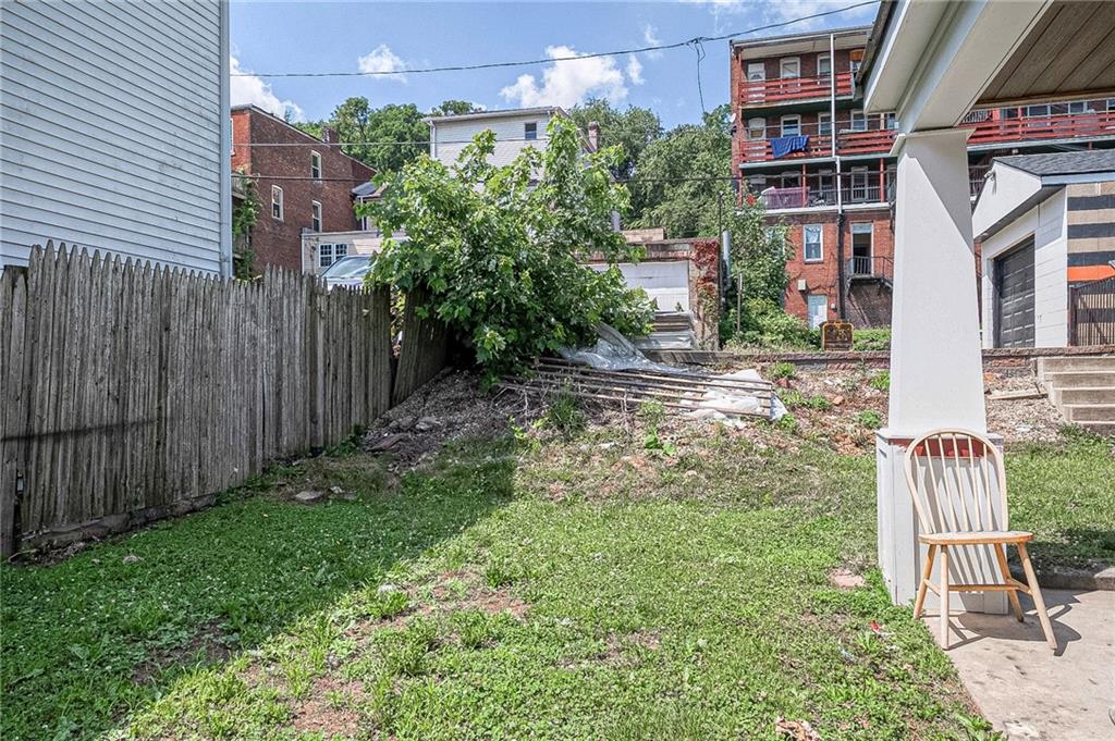 917 Robinson Street McKees Rocks, PA 15136 - Photo 28 of 29 Gallery Image 28