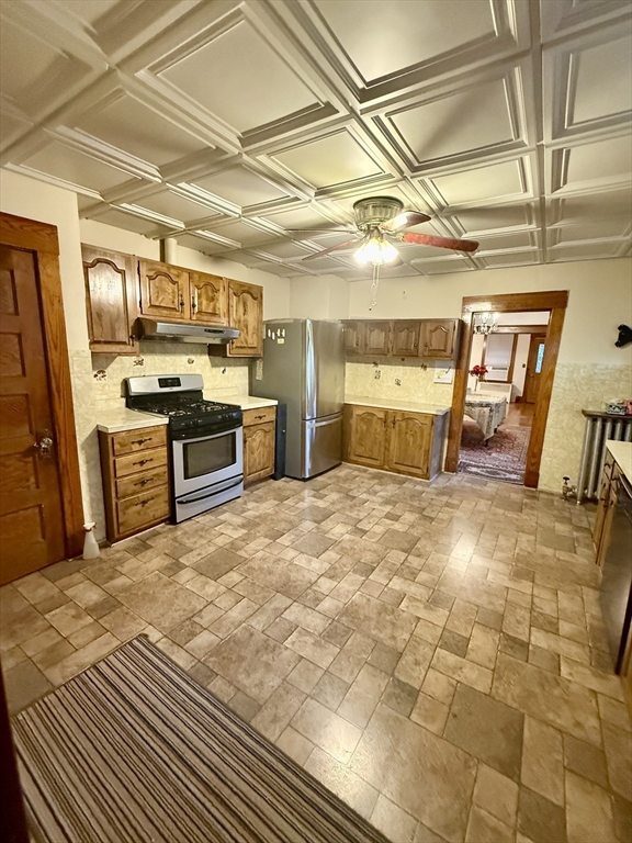 362 Page Boulevard Springfield, MA 01104 - Photo 7 of 19