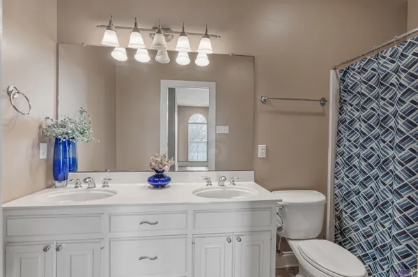 $499,999 | 7681 Amite Church Road, Denham Springs, LA 70706