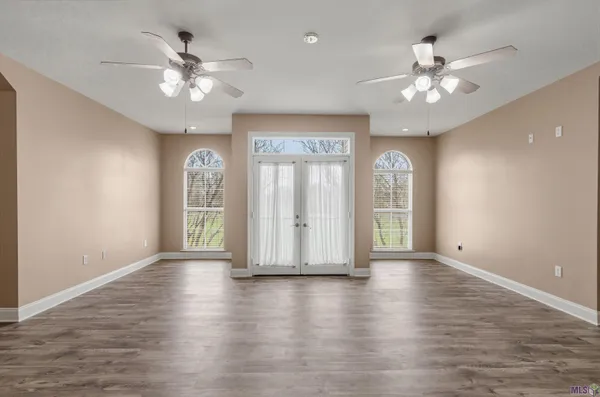 $499,999 | 7681 Amite Church Road, Denham Springs, LA 70706