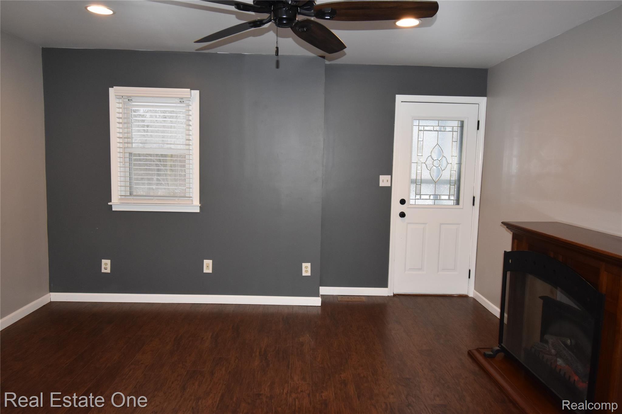 4195 Demode Road Holly, MI 48442 - Photo 8 of 58 DSC_0874.JPG