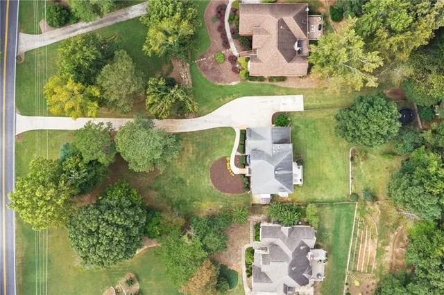 $719,900 | 2025 Southers Circle, Suwanee, GA 30024