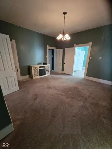 $219,500 | 127 South Madison Street, Knightstown, IN 46148