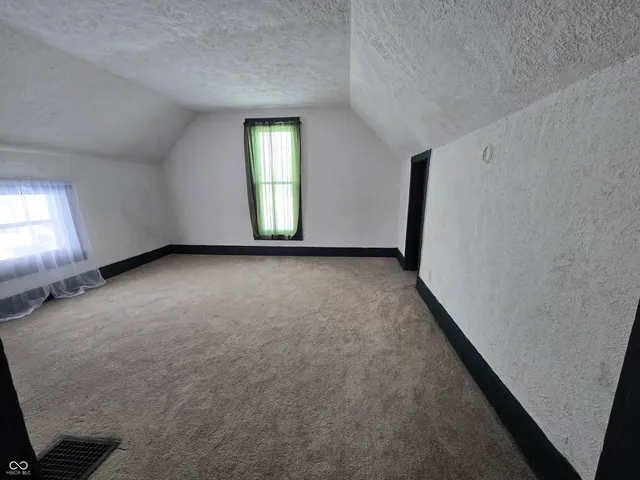 $219,500 | 127 South Madison Street, Knightstown, IN 46148