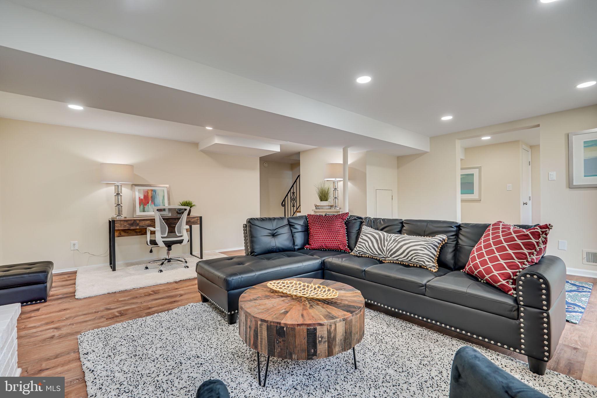 8621 Cromwell Drive Springfield, VA 22151 - Photo 17 of 24 recessed lights