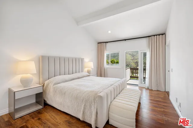 $1,699,000 | 1529 Michael Lane, Pacific Palisades, CA 90272