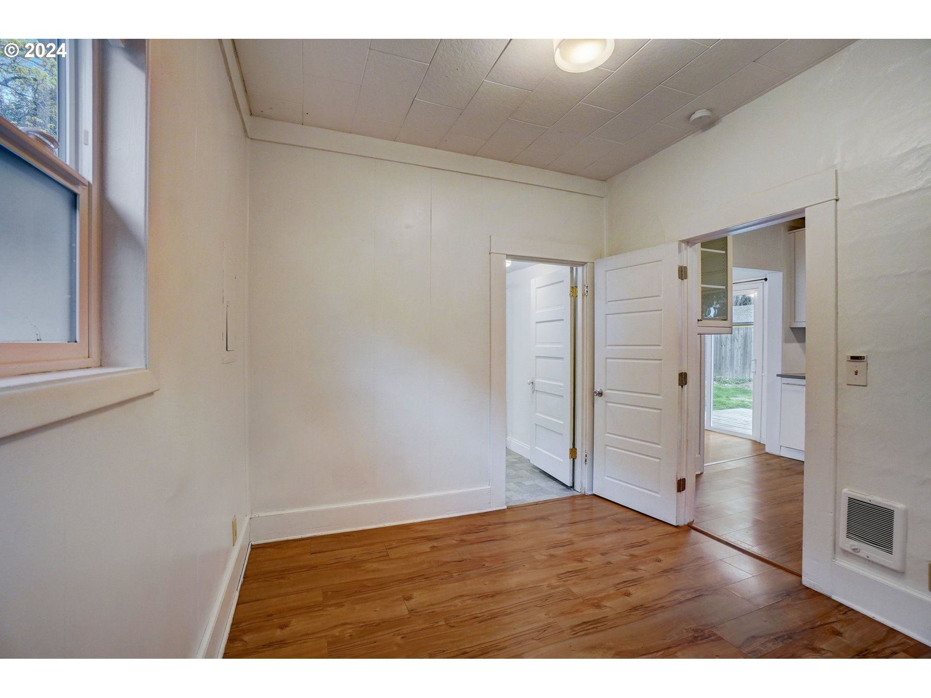 1248 North Watts Street Portland, OR 97217 - Photo 26 of 36 a view of empty room