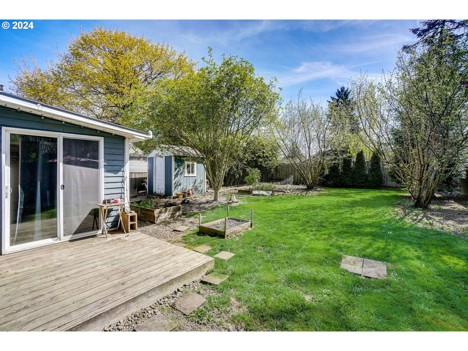 1248 North Watts Street Portland, OR 97217 - Photo 31 of 36 a view of a backyard with sitting area