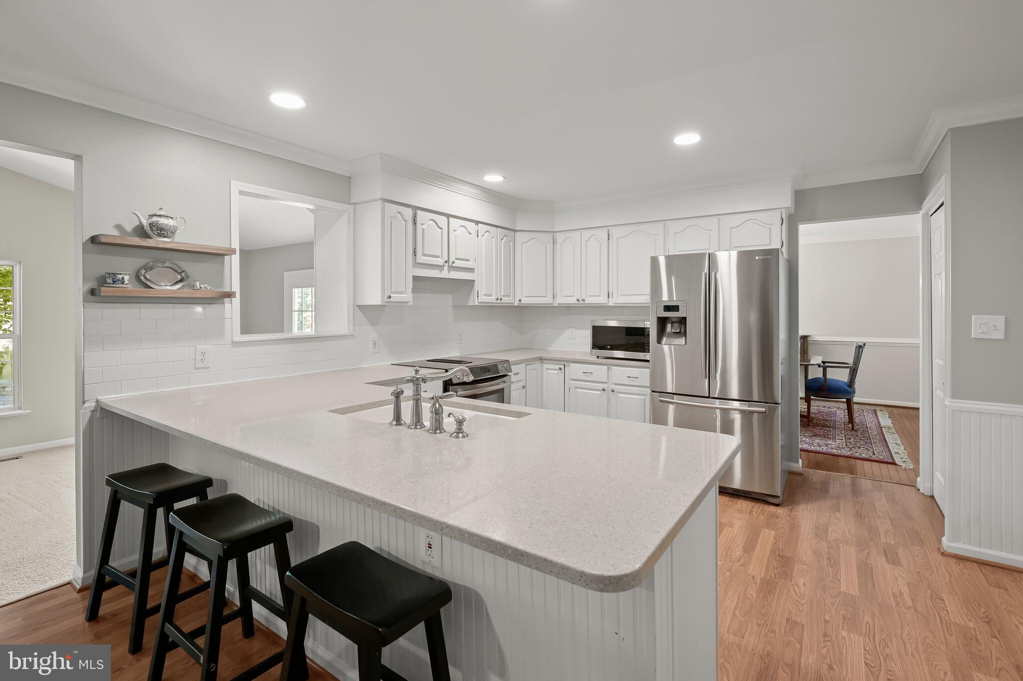 4374 Columbia Road Ellicott City, MD 21042 - Photo 13 of 73 Eat-In Kitchen