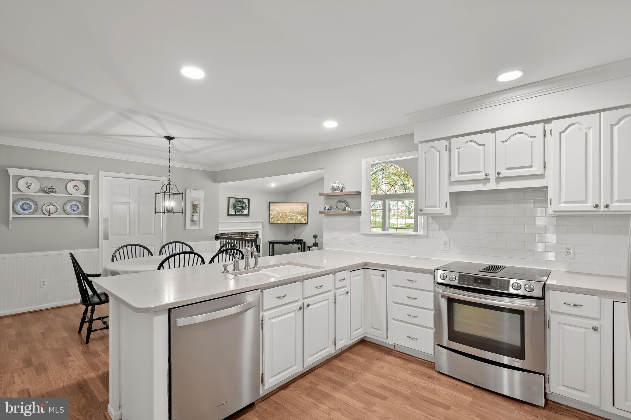 4374 Columbia Road Ellicott City, MD 21042 - Photo 17 of 73 Sleek Stainless Steel Appliances