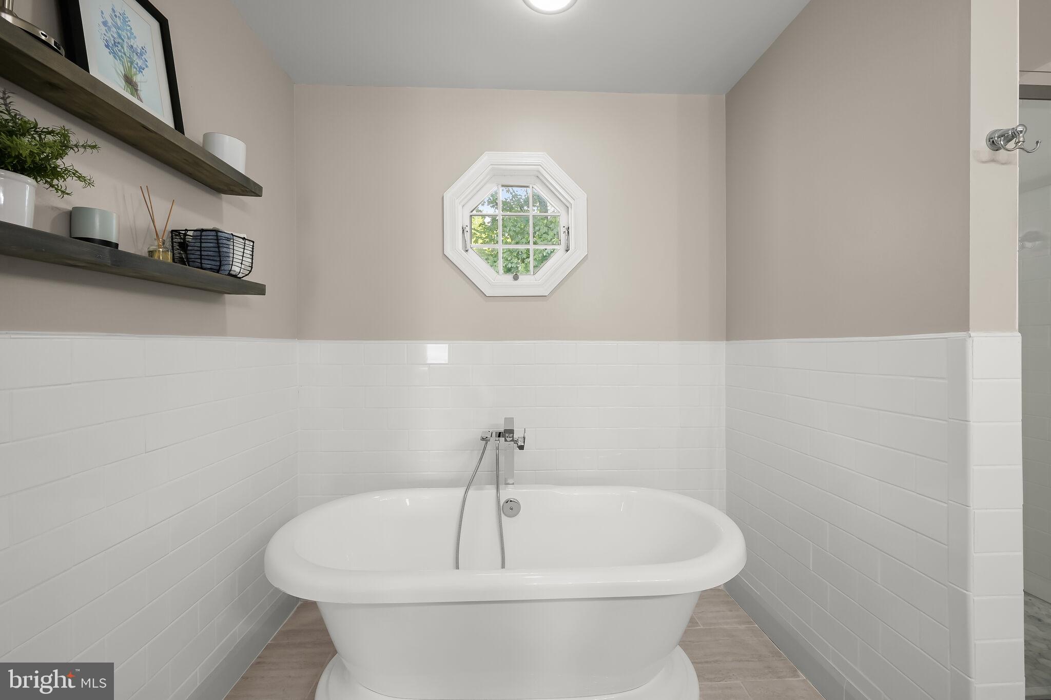 4374 Columbia Road Ellicott City, MD 21042 - Photo 7 of 73 Primary En-Suite Full Bath
