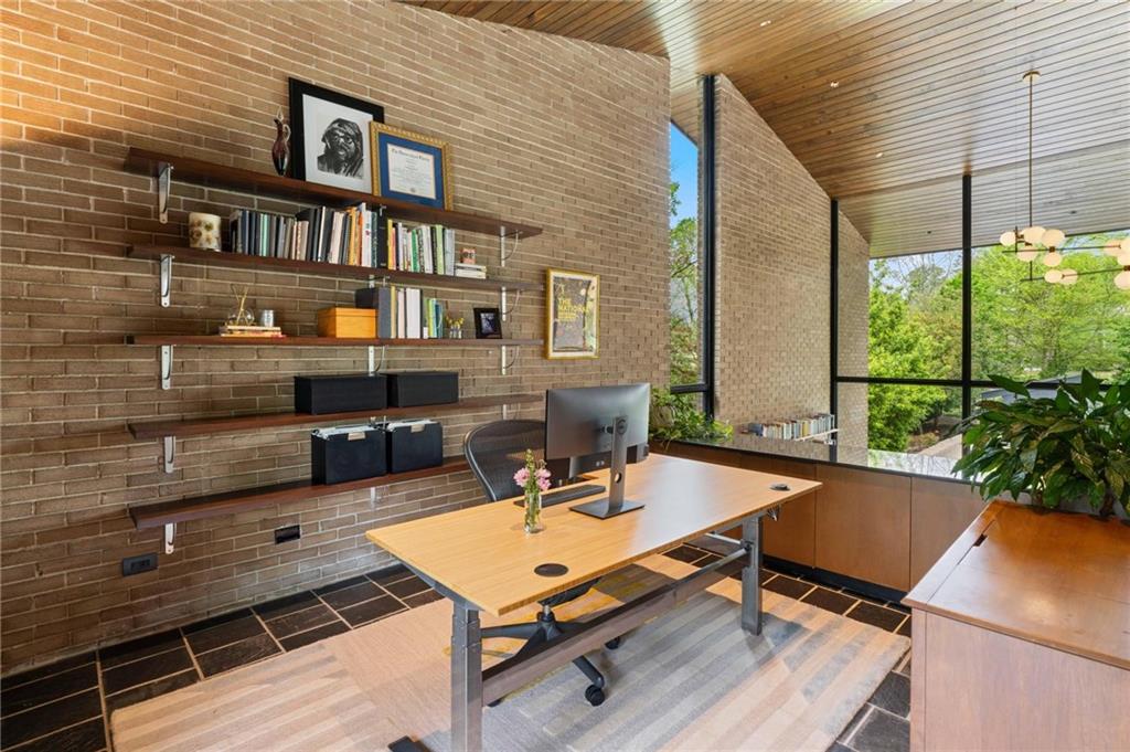 1671 Friar Tuck Road Northeast Atlanta, GA 30309 - Photo 12 of 63