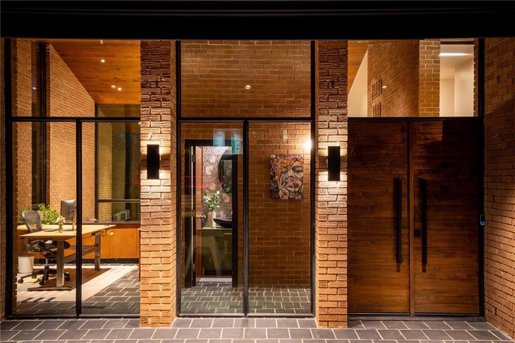 1671 Friar Tuck Road Northeast Atlanta, GA 30309 - Photo 5 of 63 a view of living room