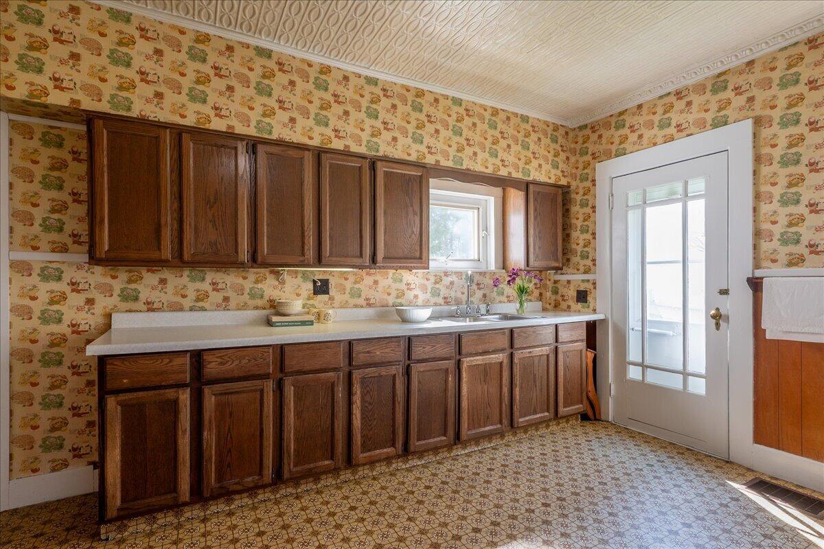 21 Georges Street Thomaston, ME 04861 - Photo 30 of 88 44-21 Georges-41