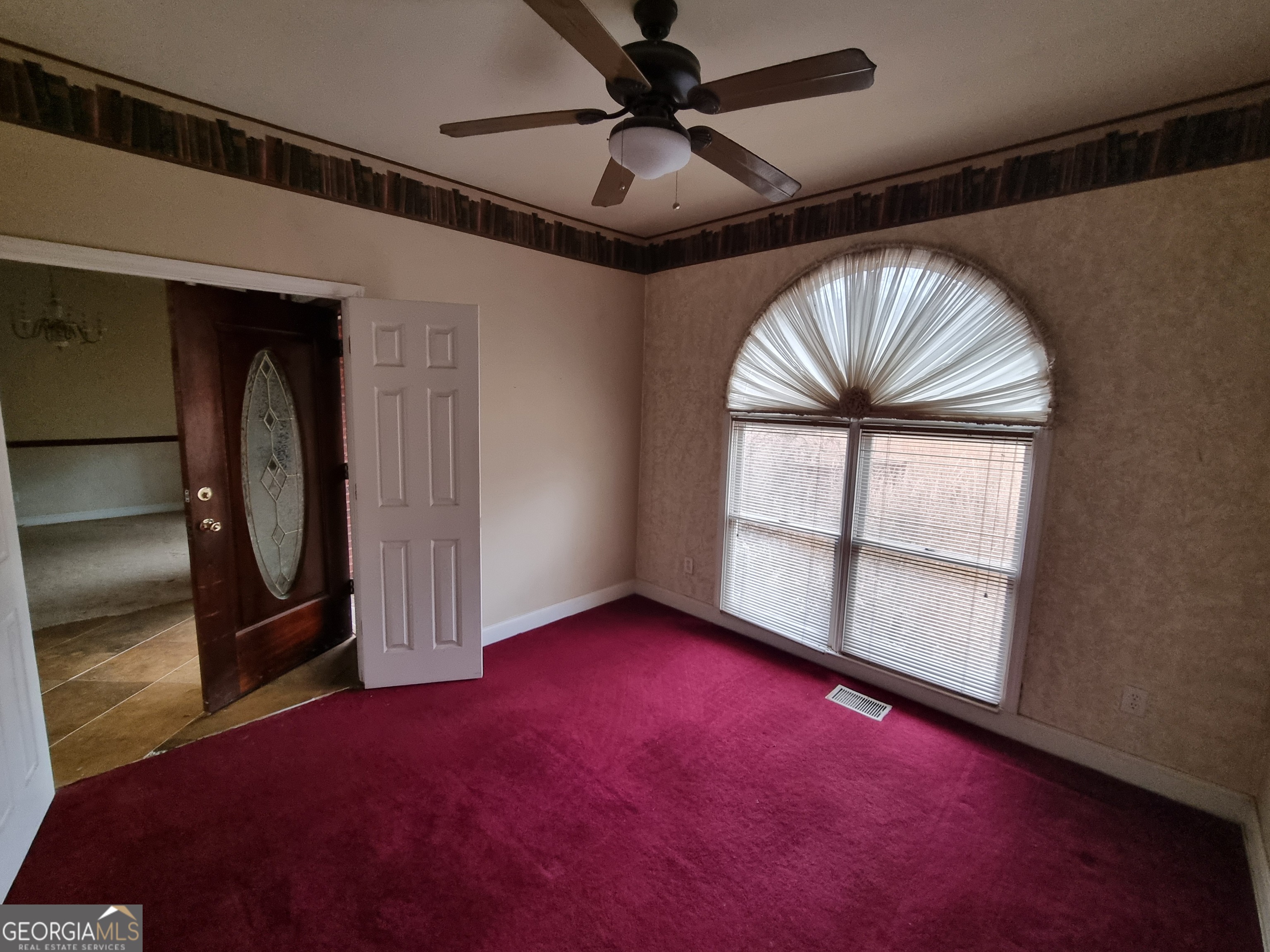 6235 Short Road Fairburn, GA 30213 - Photo 19 of 32 an empty room with windows