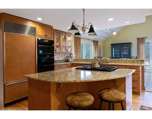 25 Cider Mill Road Framingham, MA 01701 - Photo 3 of 28