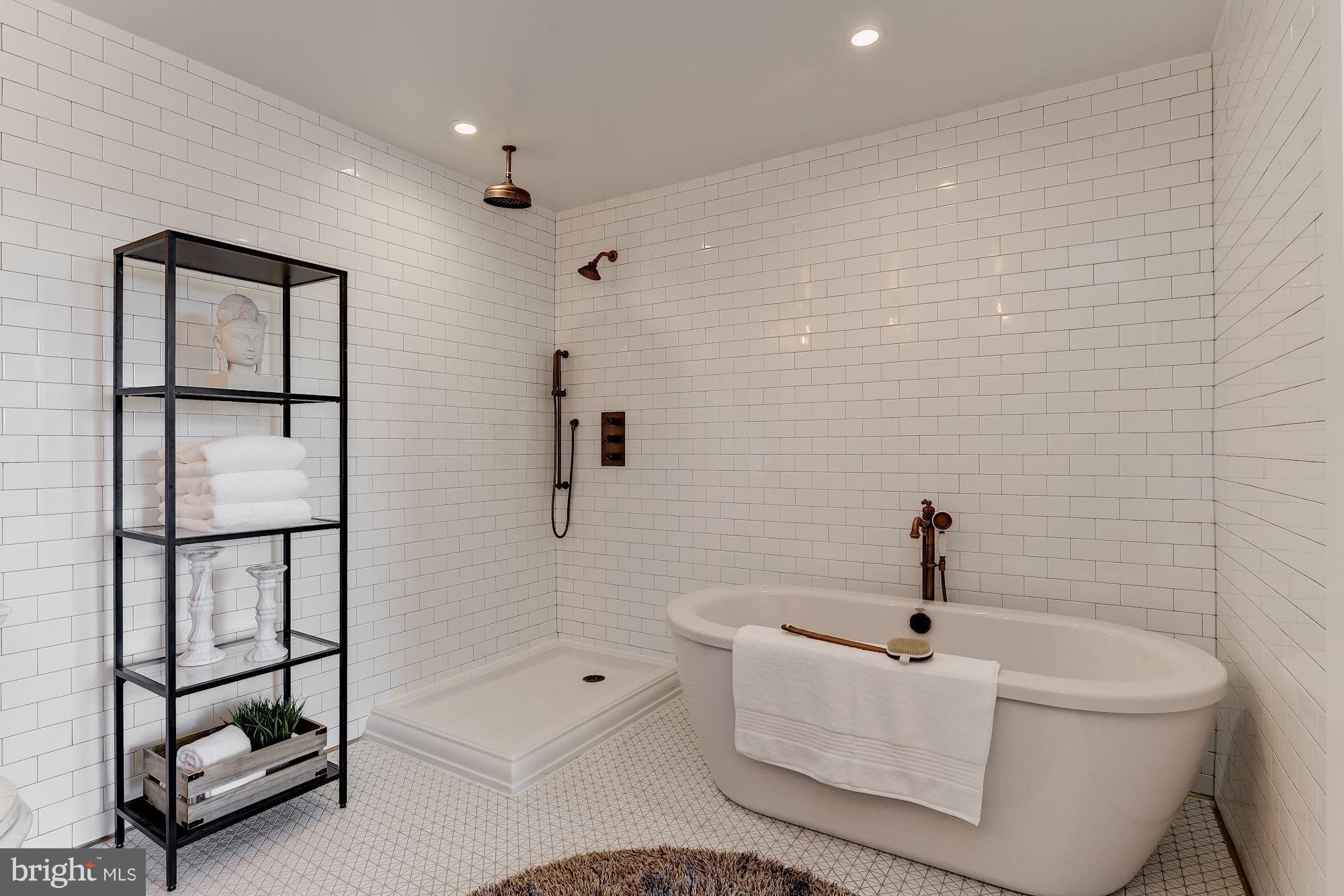 1402 H Street Northeast, Unit PH502 Washington, DC 20002 - Photo 12 of 19 Bath (Master)