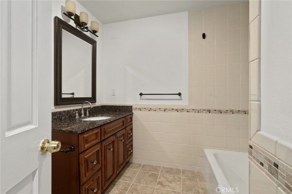 770 West Imperial Avenue, Unit 60 El Segundo, CA 90245 - Photo 16 of 25