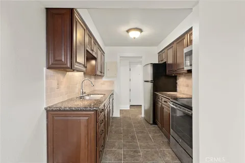 $599,000 | 770 West Imperial Avenue, Unit 60, El Segundo, CA 90245