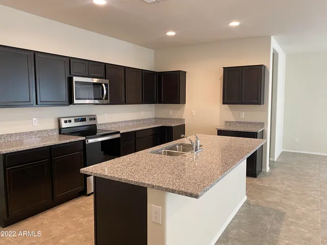 $375,000 | 1088 West Sand Canyon Court, Casa Grande, AZ 85122