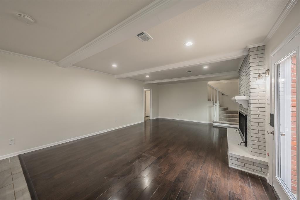 7341 Normandy Road Fort Worth, TX 76112 - Photo 9 of 40