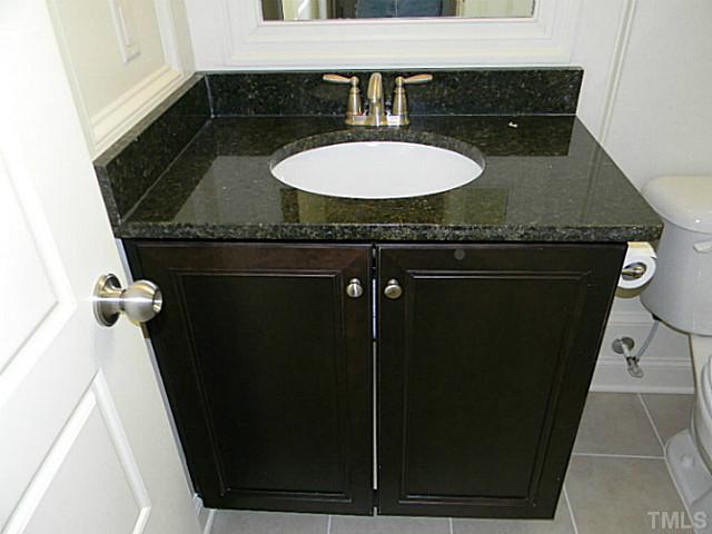 5008 Pomfret Point, Unit LT190 Raleigh, NC 27612 - Photo 7 of 25 Gallery Image 7