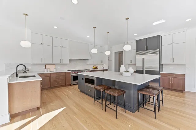 $3,299,000 | 106 Brookwood Lane, Lincolnshire, IL 60069