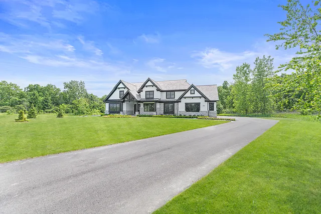 $3,299,000 | 106 Brookwood Lane, Lincolnshire, IL 60069