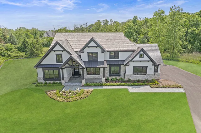 $3,299,000 | 106 Brookwood Lane, Lincolnshire, IL 60069